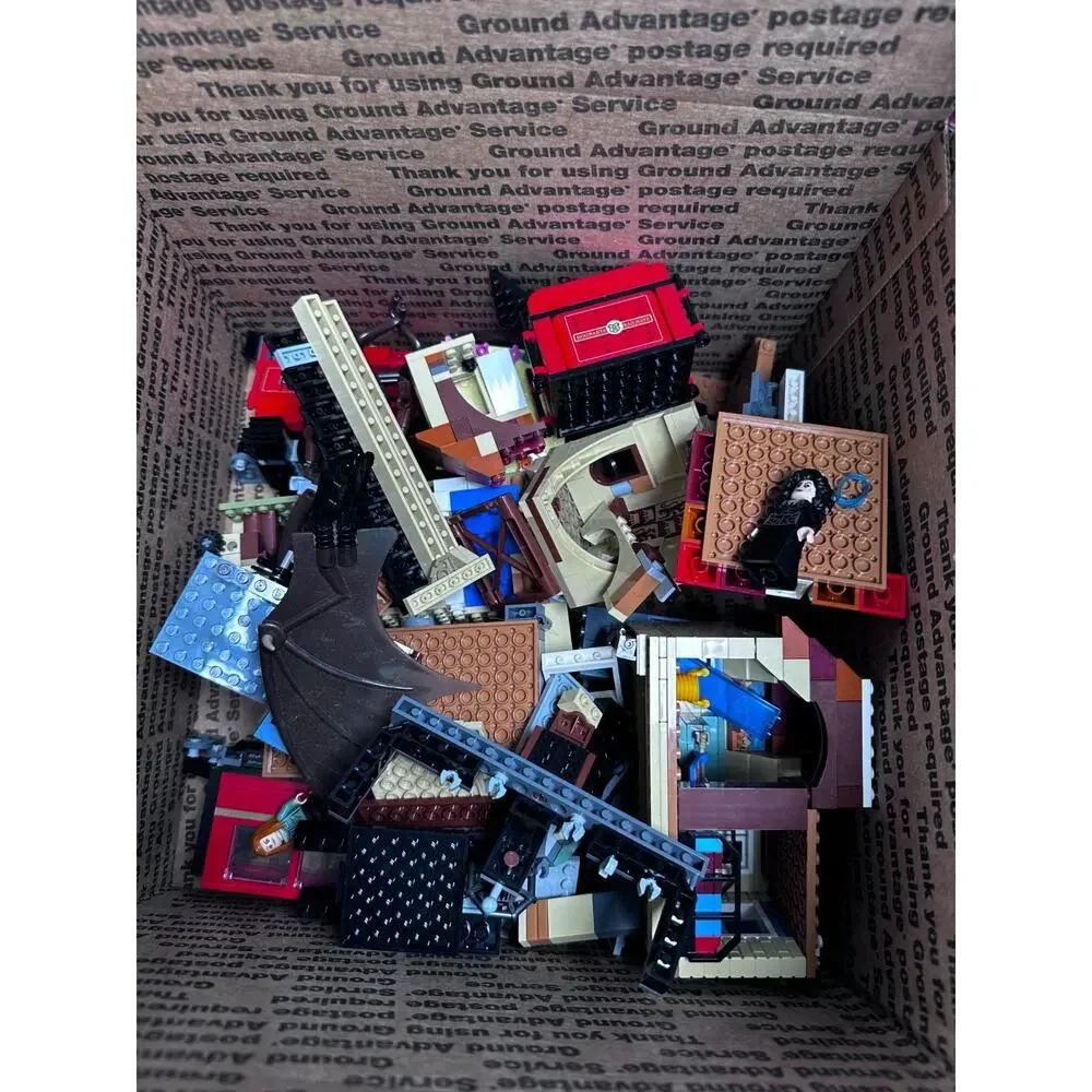 LEGO Harry Potter Huge Parts Lot Almost 7 Pounds Some Minifigs